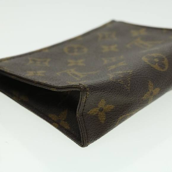 LOUIS VUITTON Poche Toilette Clutch Bag - Picture 7 of 9